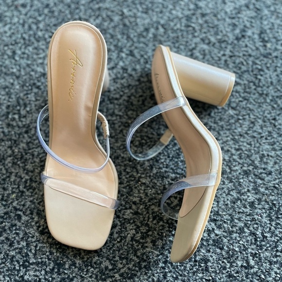 Heels for Women - Picture 5 of 12